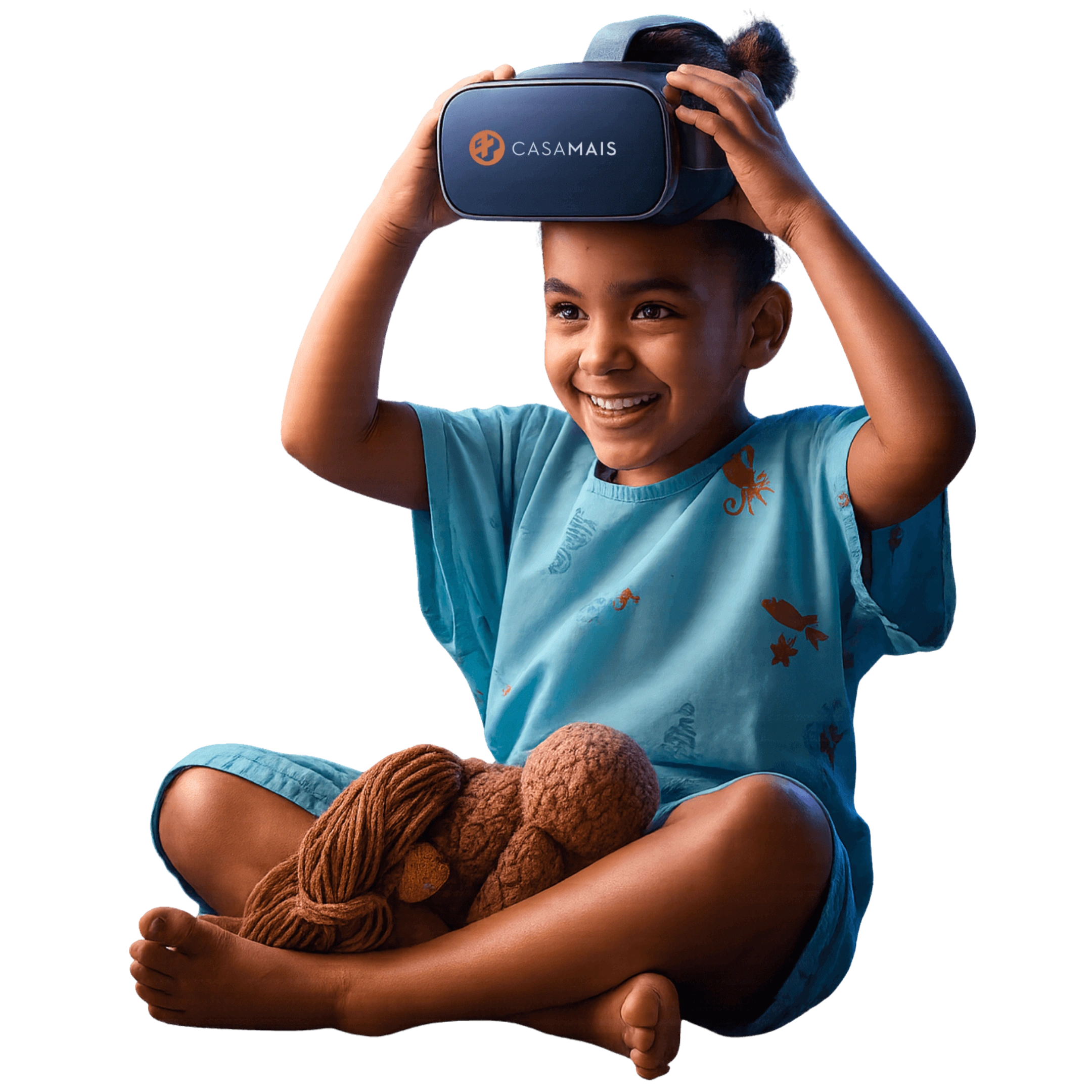 Criança feliz usando óculos de Realidade Virtual com logo da Casa Mais em ação do projeto Alegria Virtual