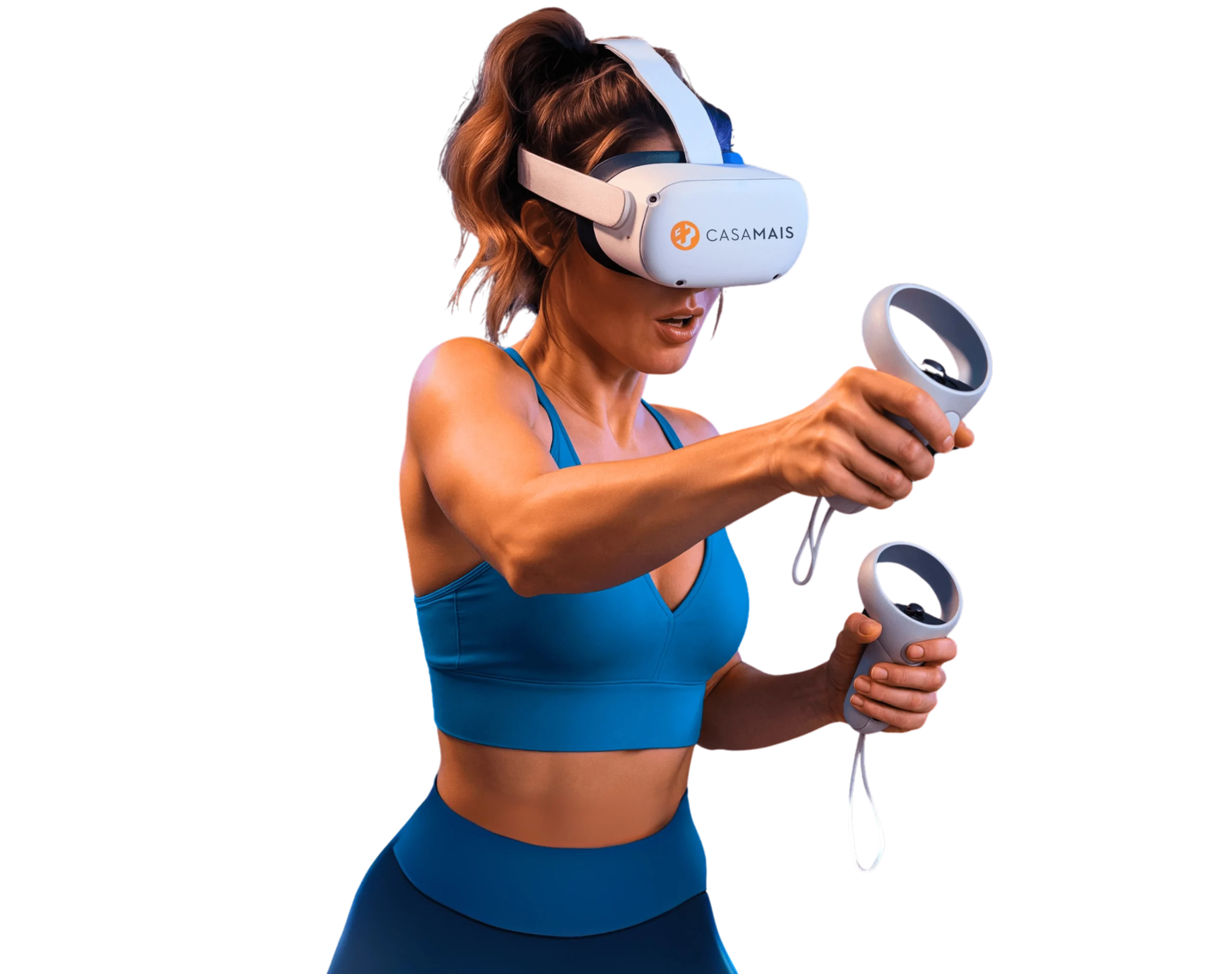 Mulher com headset de Realidade Virtual da Casa Mais, em pose ativa com controles nas mãos